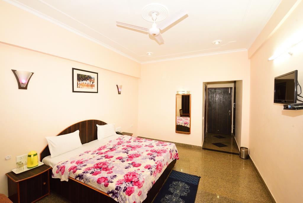 Geetanjali Hotel & Motel Bharatpur Exterior foto